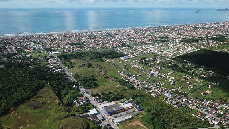 Área - Venda - Centro - Peruíbe - SP
