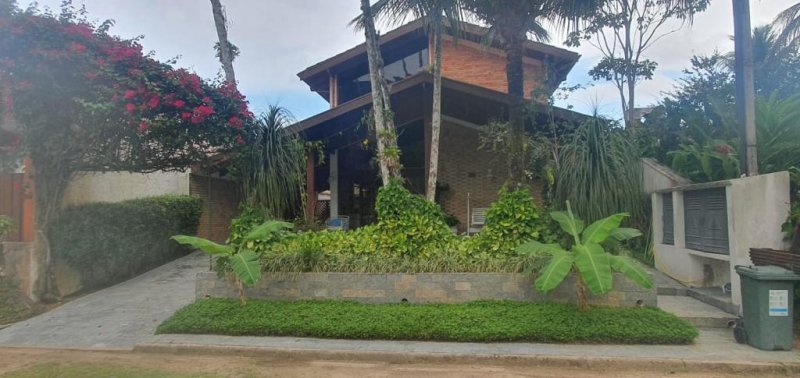 Casa Alto Padrão - Venda - Praia do Lazaro - Ubatuba - SP