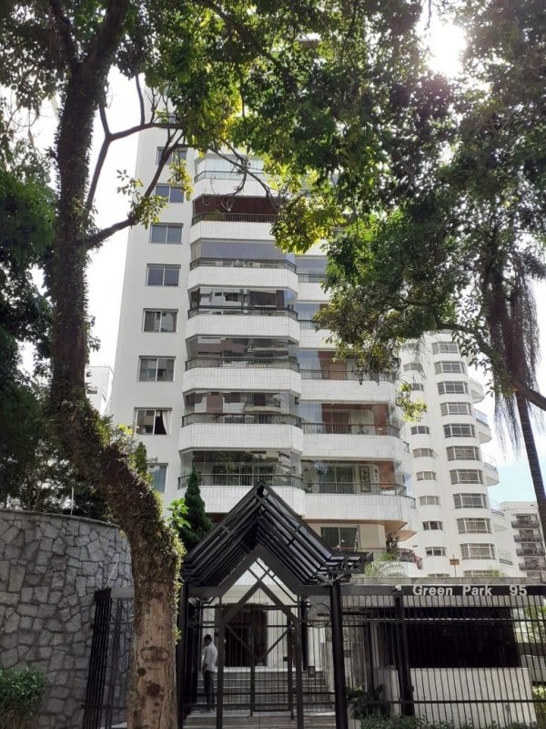 Apartamento Alto Padrão - Venda - Tatuapé - Sao Paulo - SP